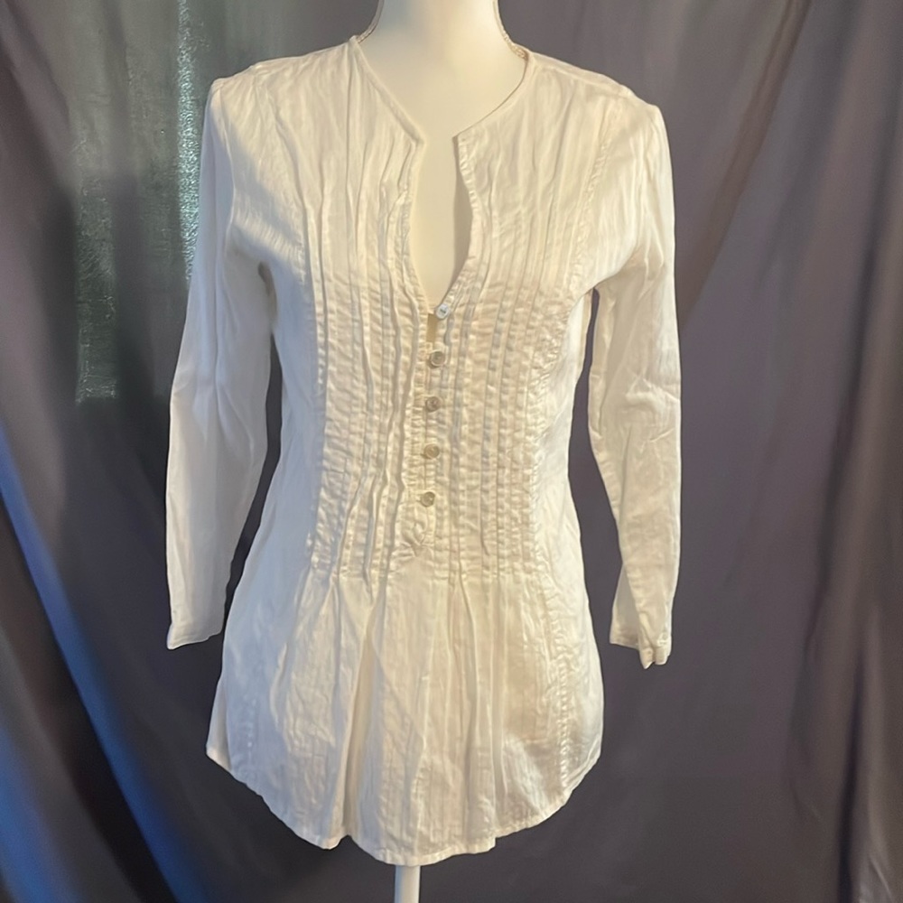 GAP white blouse